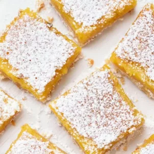 Keto lemon bars with powdered sugar for dessert