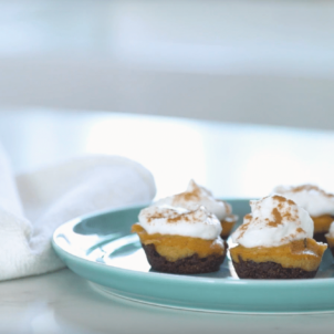 Vegan Pumpkin Cheesecake Bites | The Wellnest by HUM