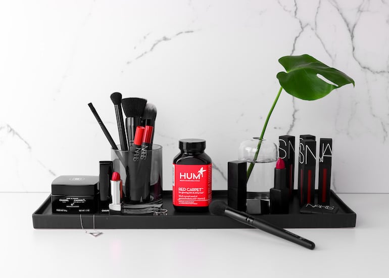 Red Carpet for Hair | The Wellnest by HUM Nutrition