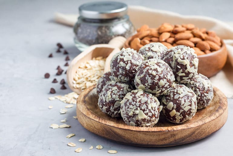 Protein Balls - Healthy Snacks for Weight Loss - The Wellnest by HUM Nutrition