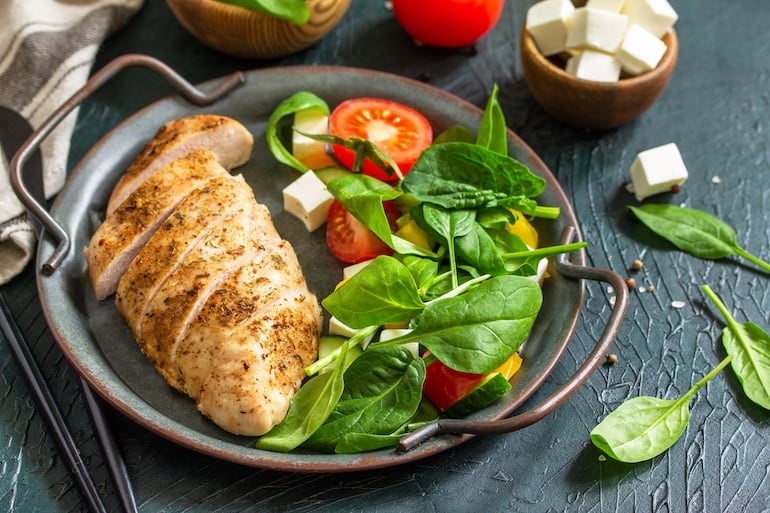 chicken and spinach salad