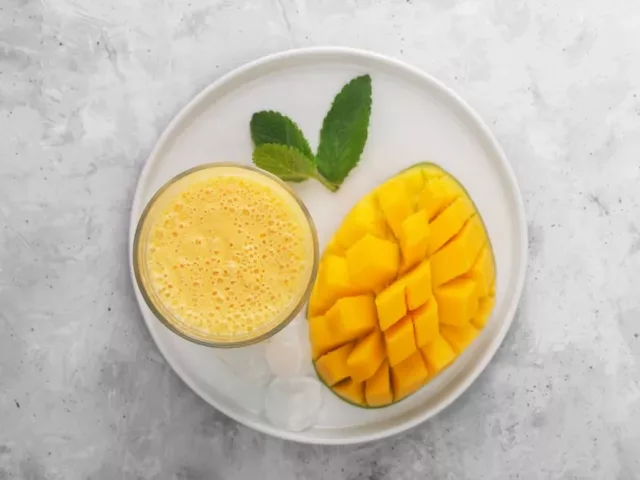 turmeric recipes mango smoothie