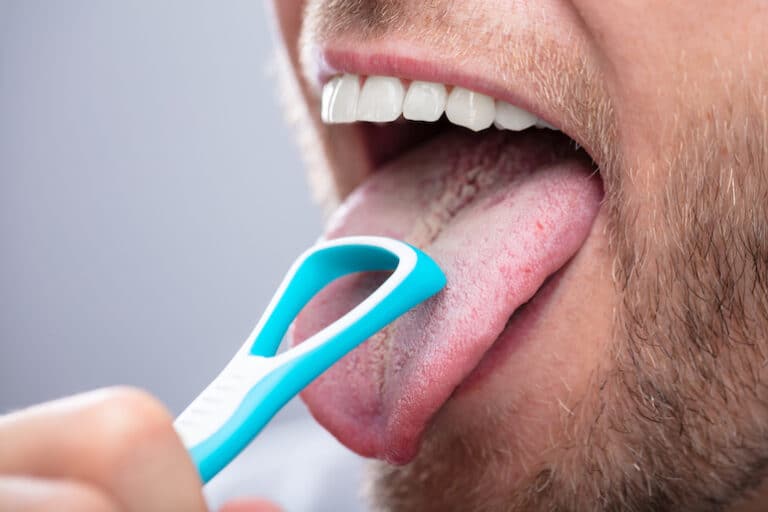 Tongue Scraping Benefits, Hot to Do It, And Best Tongue Scrapers HUM