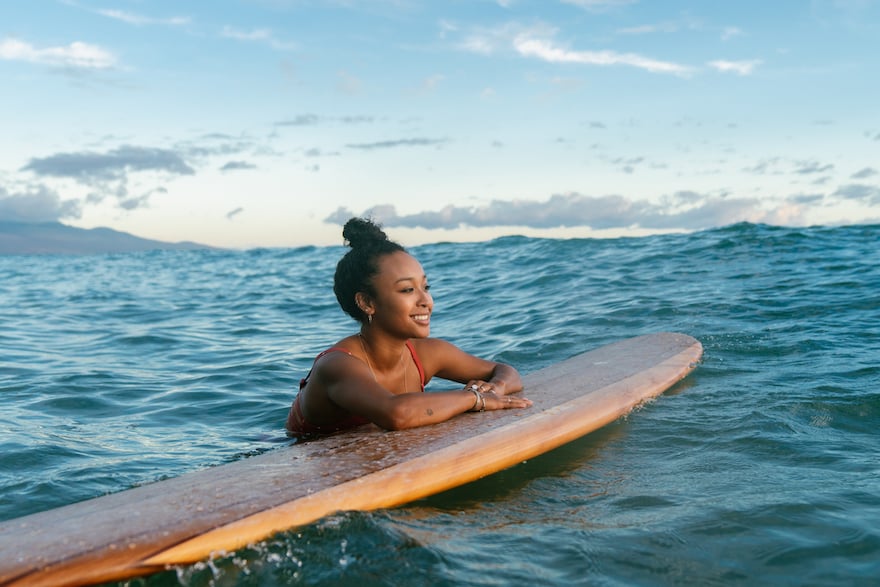 does salt water help with acne