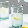 does sparkling water hydrate you