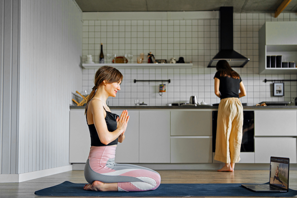 Mindful Eating for Overall Health and Well-Being | HUM Nutrition Blog
