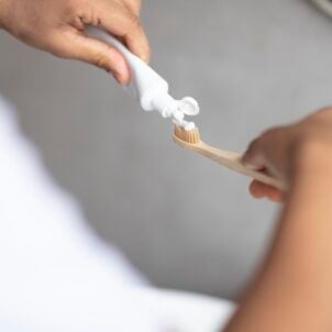 fluoride free toothpaste