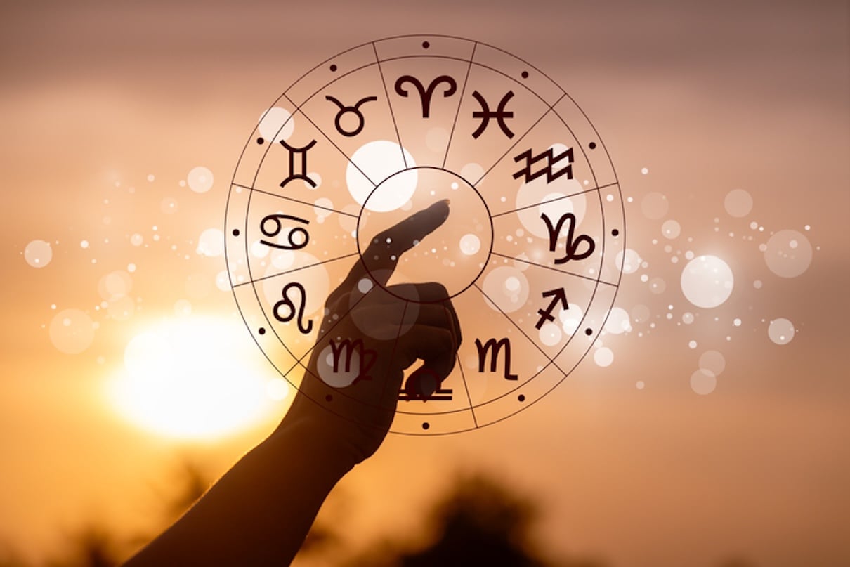 End of Summer August Horoscopes End of Summer August Horoscopes